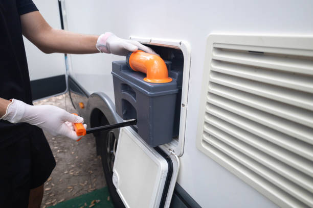 Best Porta potty delivery and setup  in Lyons, OR
